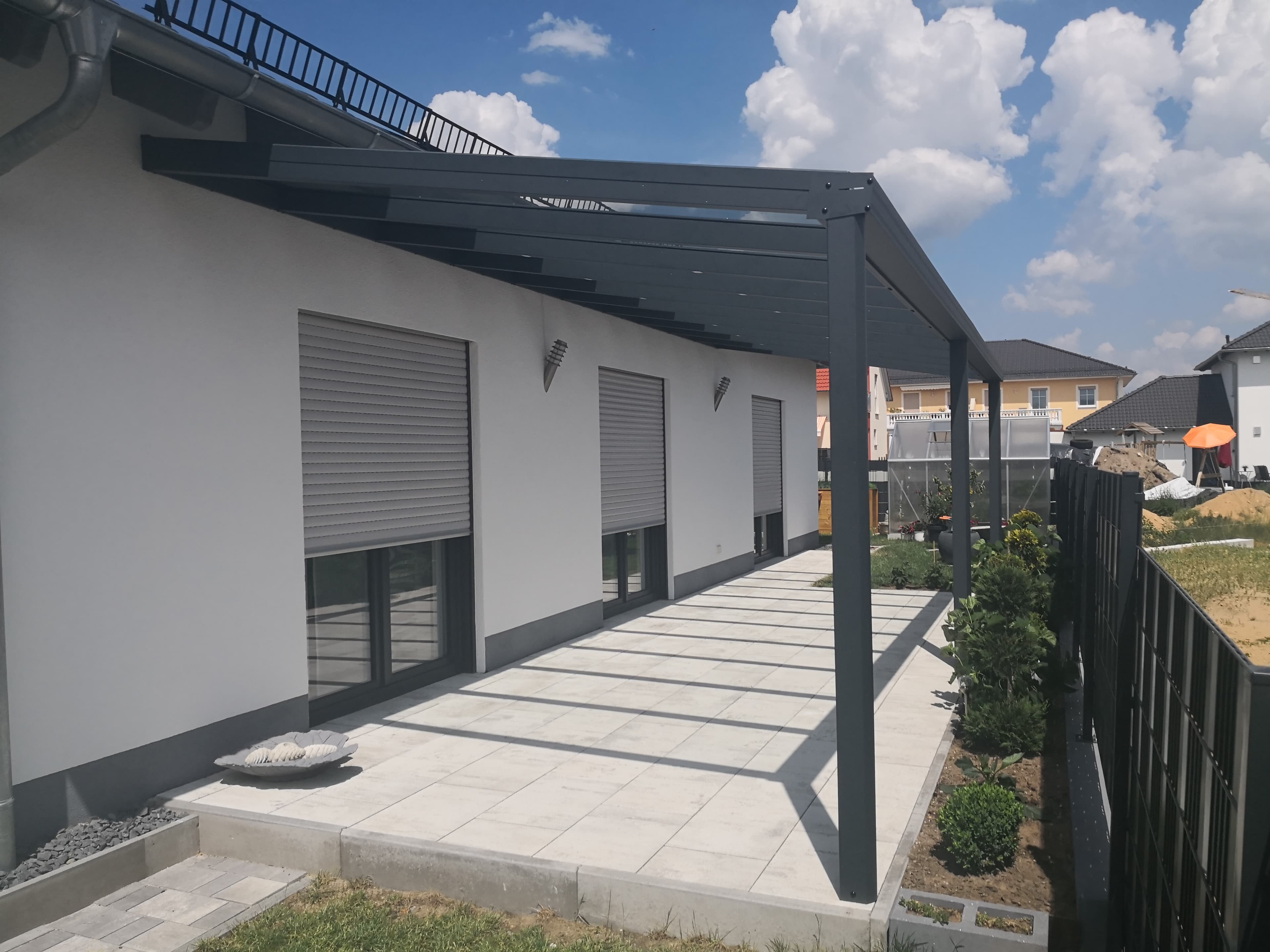 Terrassendach auf Wärmedämmverbundsystem — Neubau